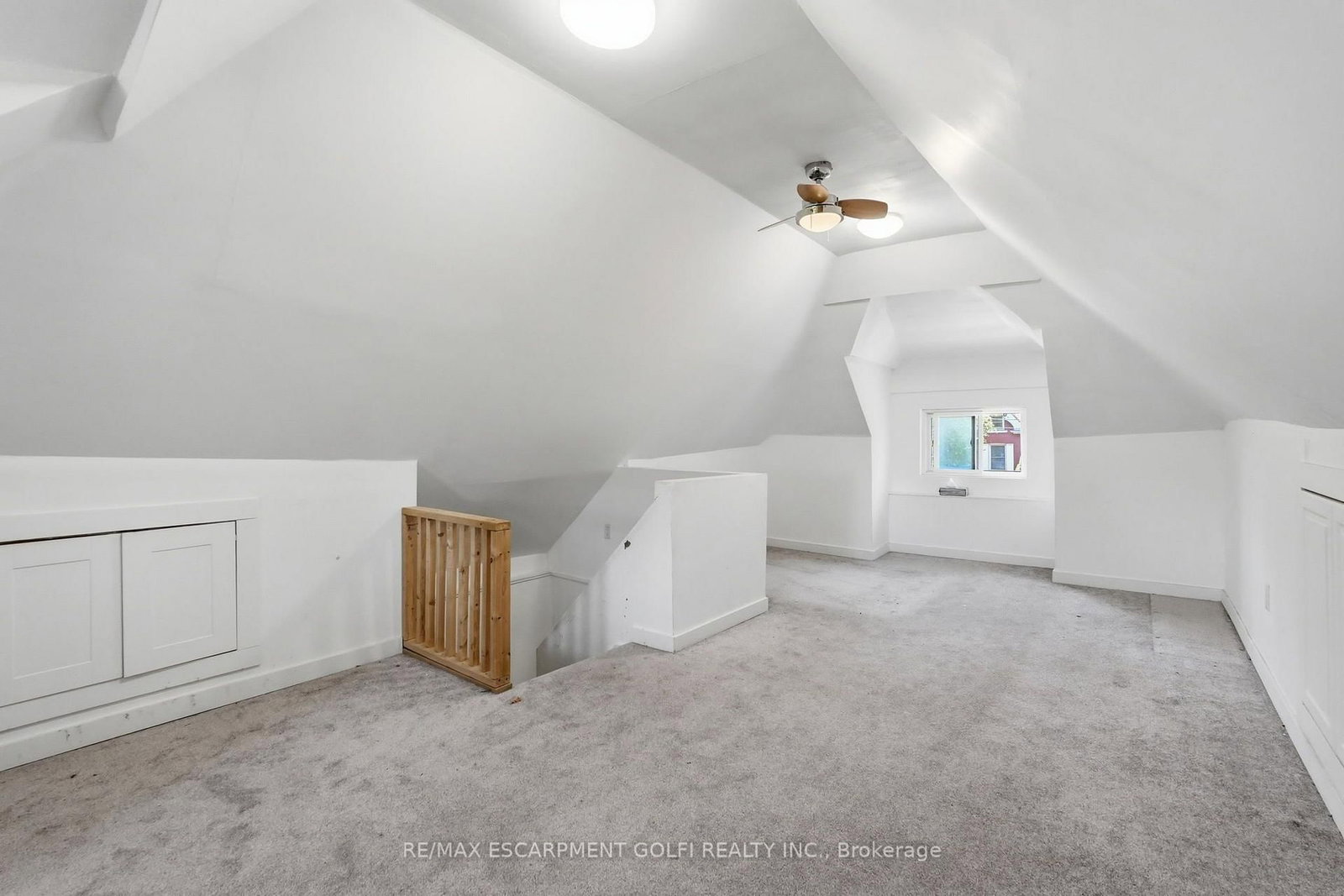 37 Maplewood Avenue • Hamilton, ON photo 17