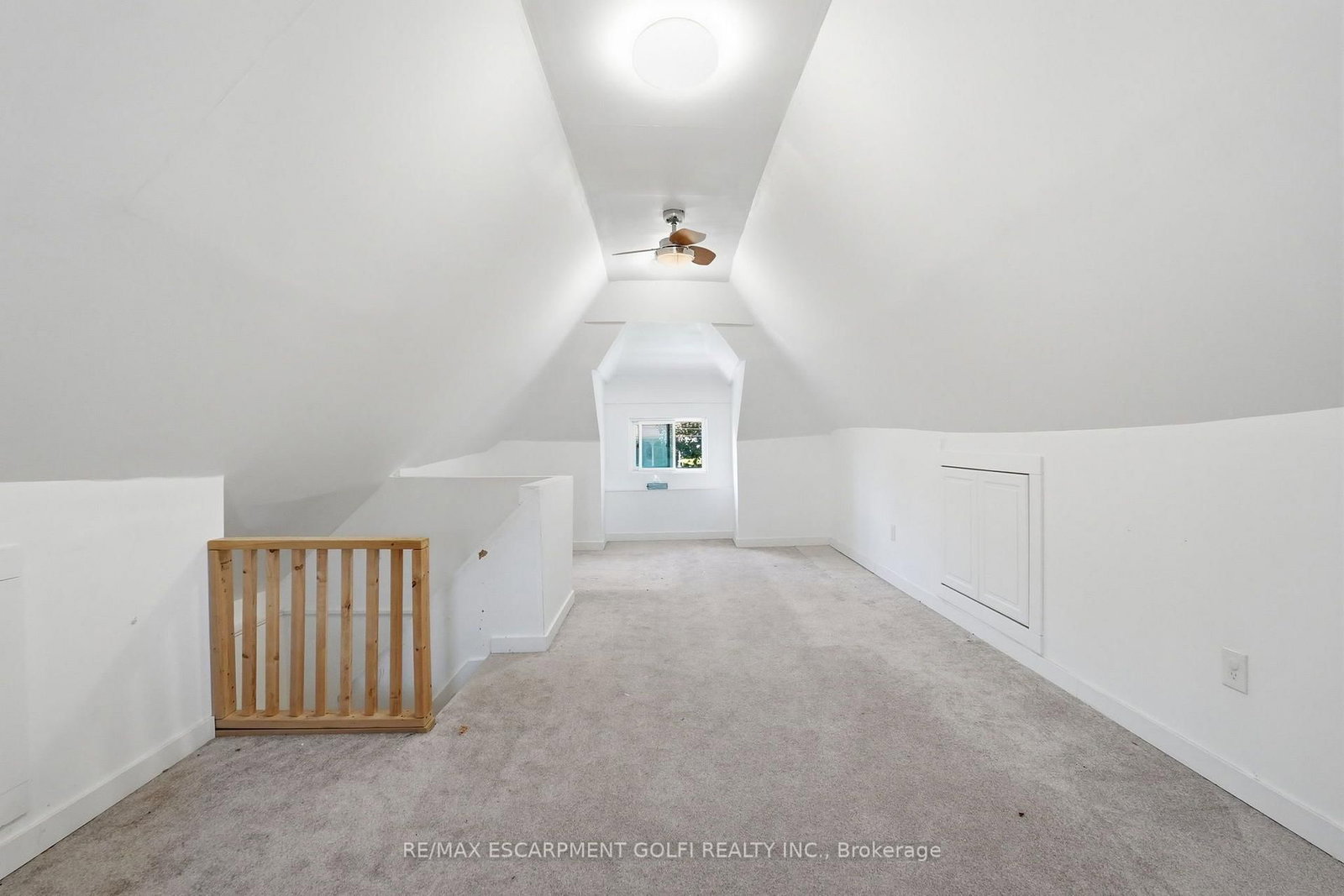 37 Maplewood Avenue • Hamilton, ON photo 18
