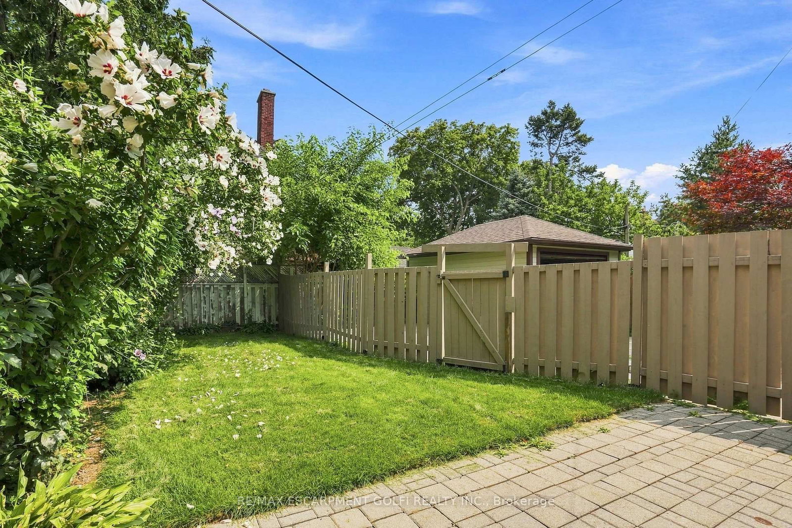 37 Maplewood Avenue • Hamilton, ON photo 23