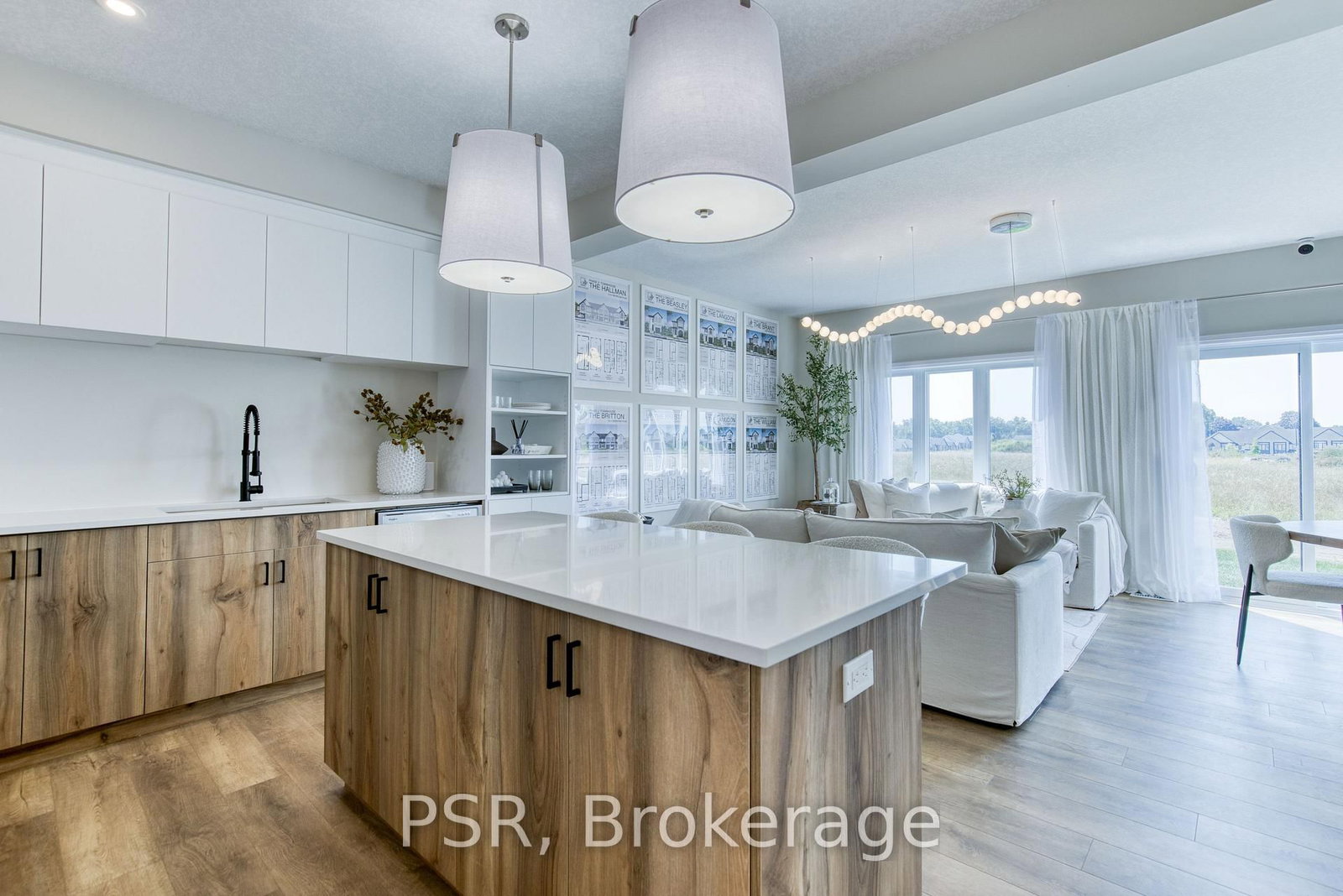 93 Rivergreen Crescent • Cambridge, ON photo 1
