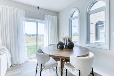93 Rivergreen Crescent • Cambridge, ON photo 9