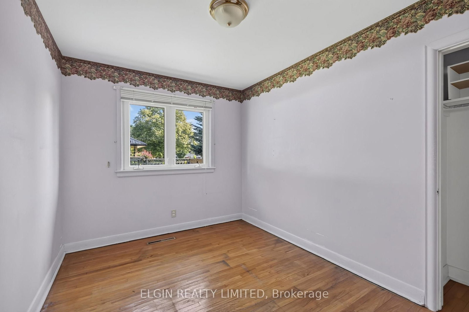90 Dunkirk Drive • St. Thomas, ON photo 10