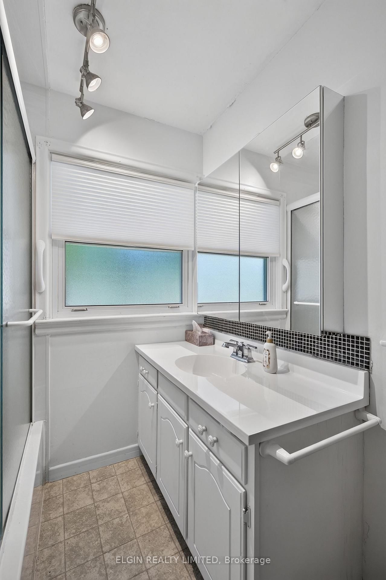 90 Dunkirk Drive • St. Thomas, ON photo 17