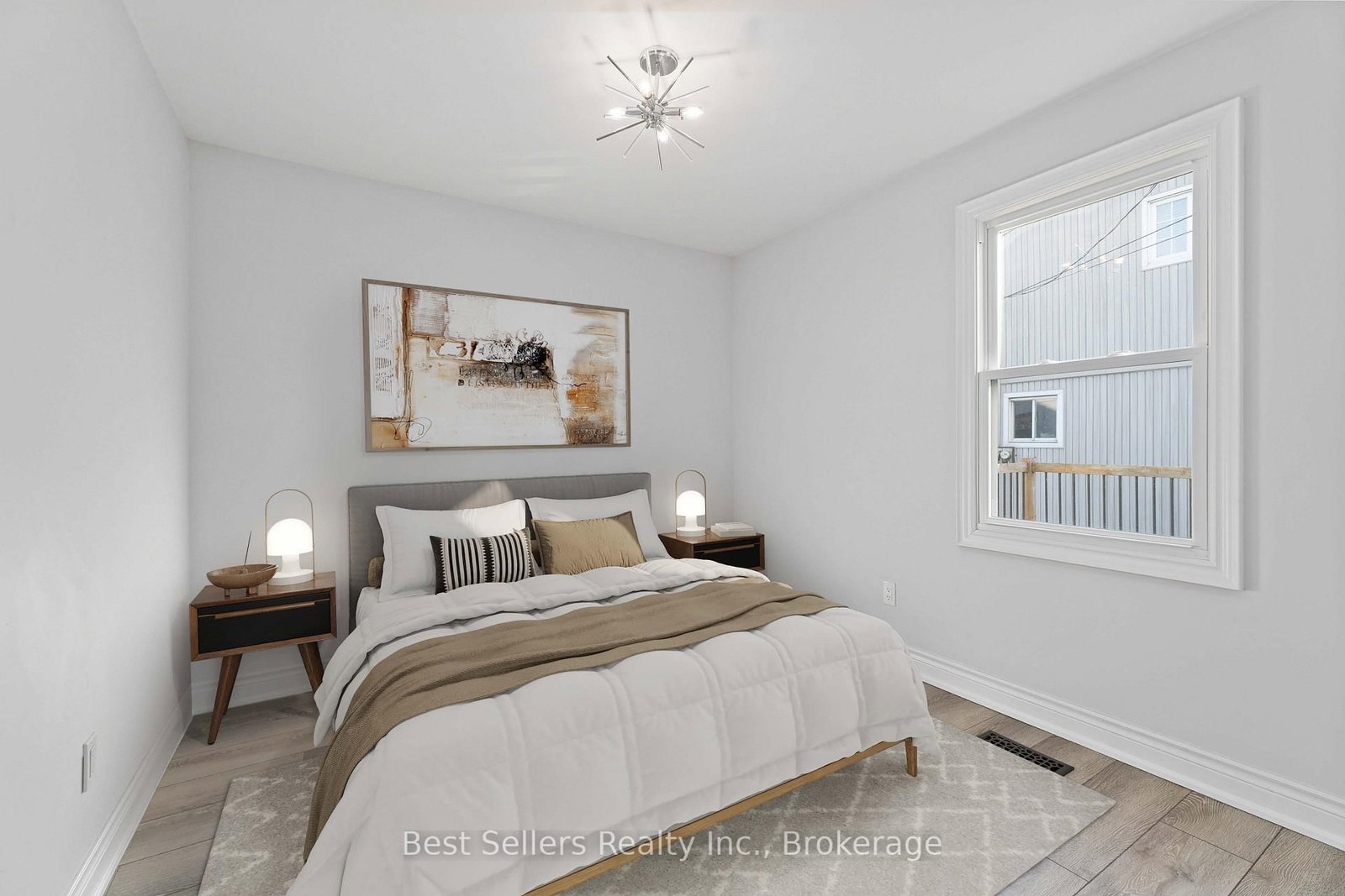 599 Beach Boulevard • Hamilton, ON photo 16