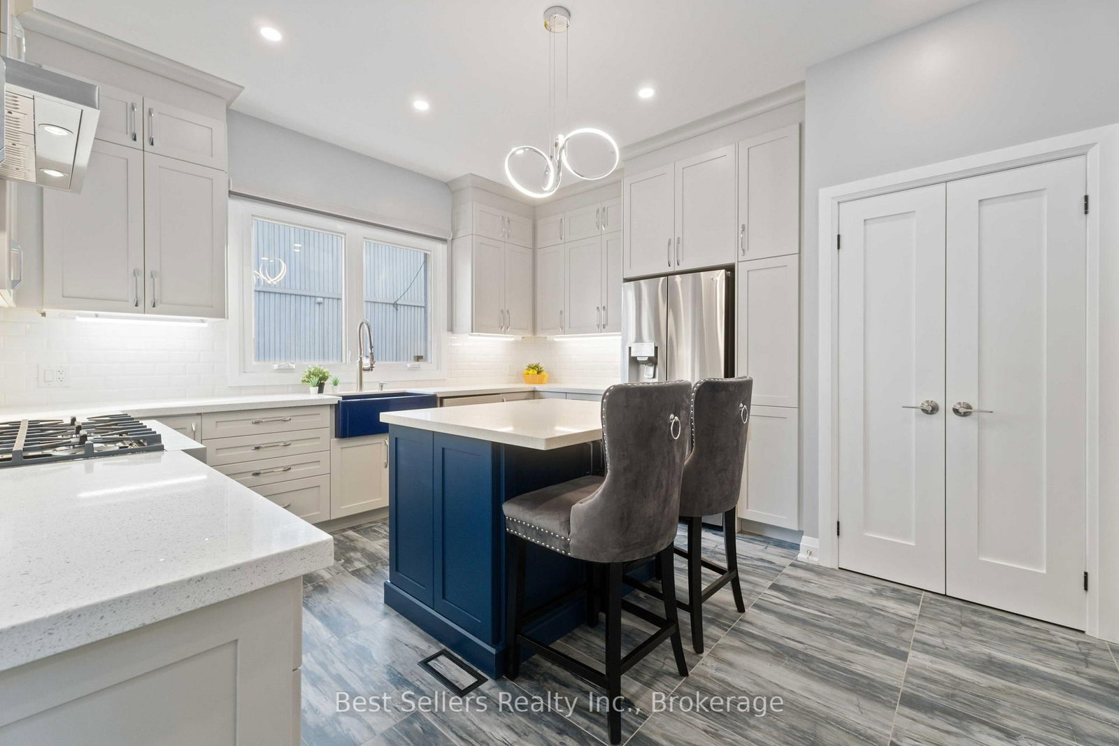 599 Beach Boulevard • Hamilton, ON photo 23