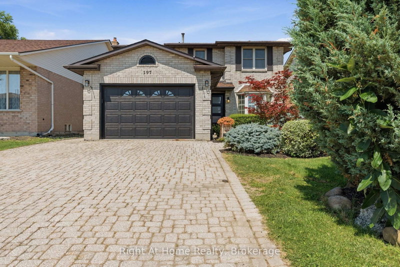 197 Parkwood Crescent