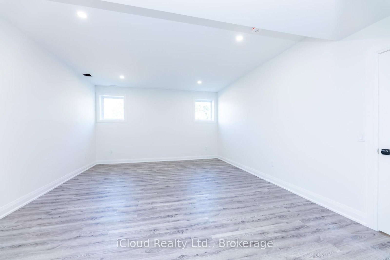 8 Prentis Court • Melancthon, ON photo 36