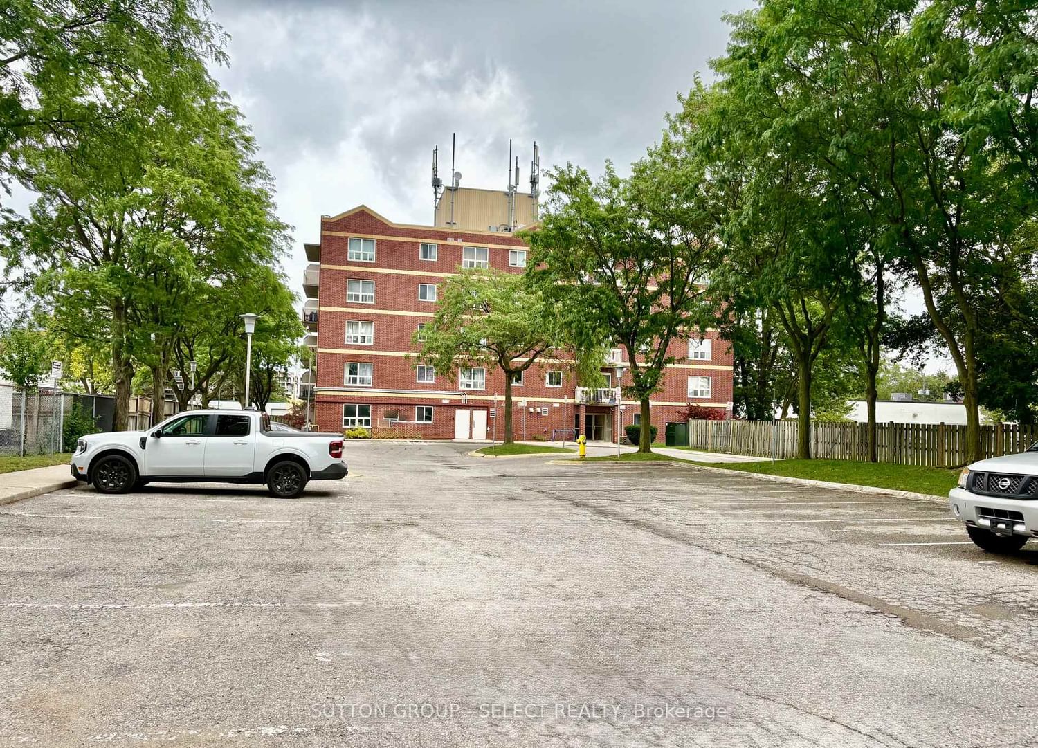 Listing Image 2
