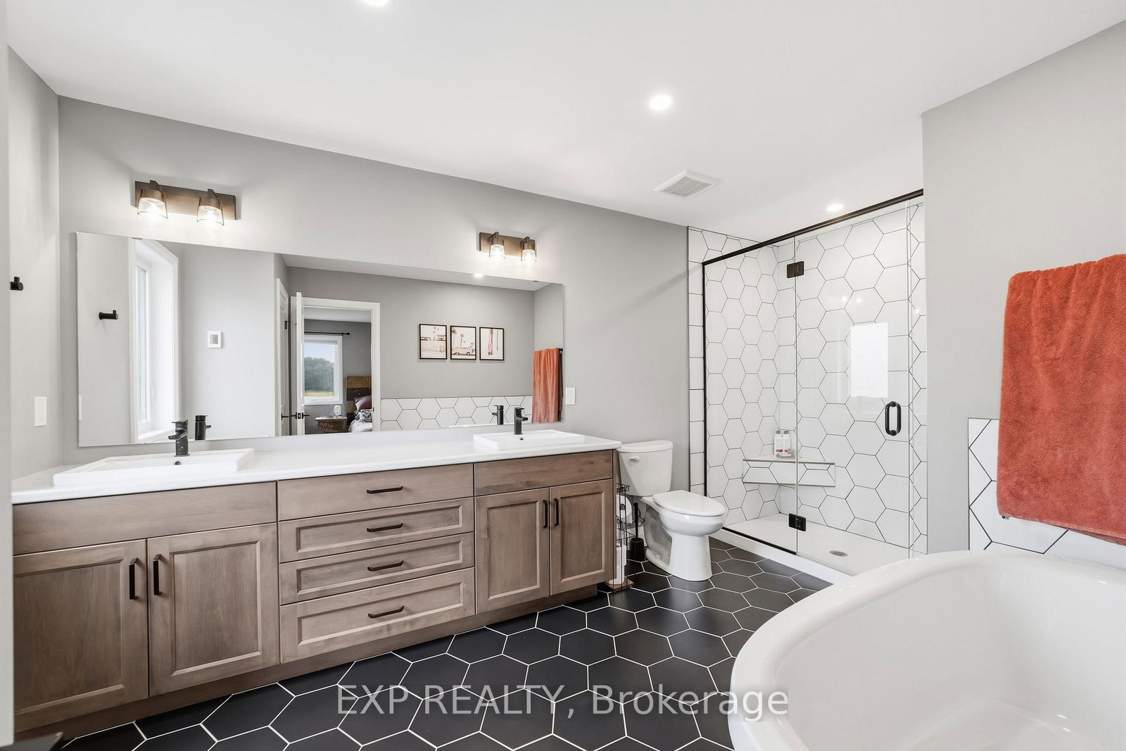 120 Lila Street • Dutton/Dunwich, ON photo 27