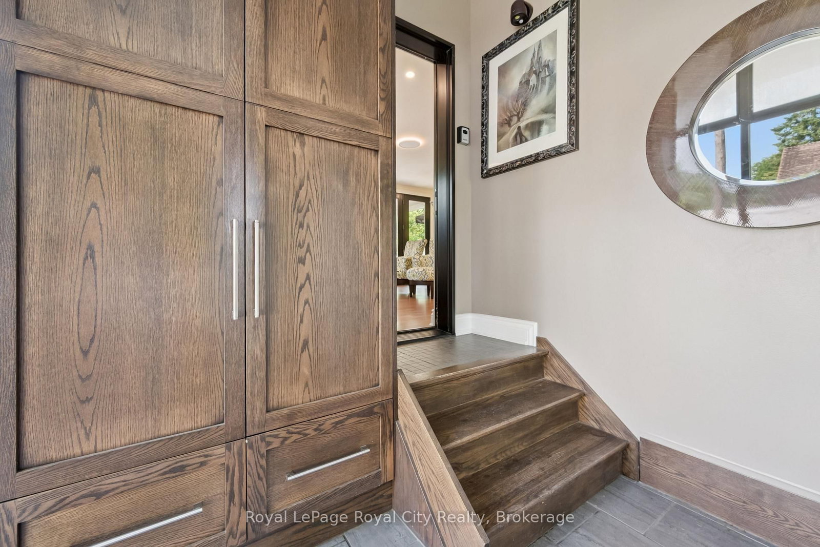 33 Edgehill Drive • Guelph, ON photo 17