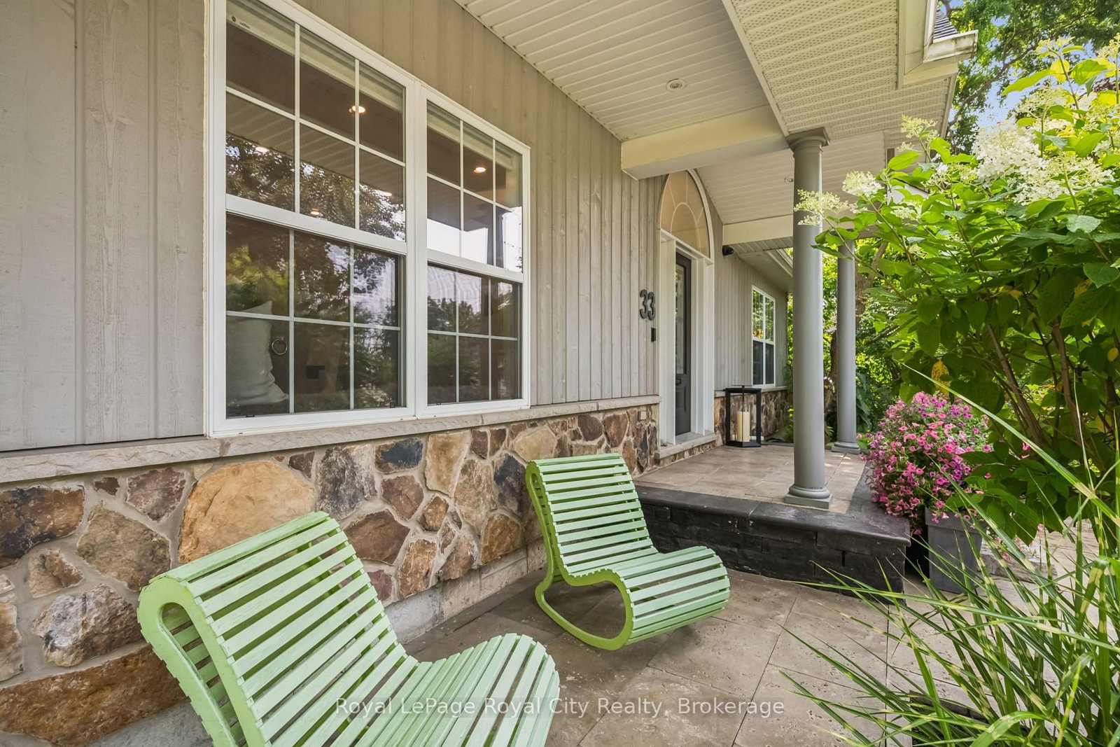 33 Edgehill Drive • Guelph, ON photo 3