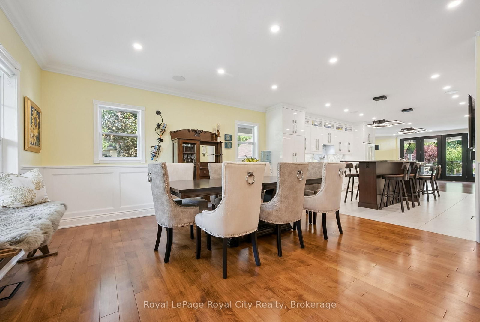 33 Edgehill Drive • Guelph, ON photo 5