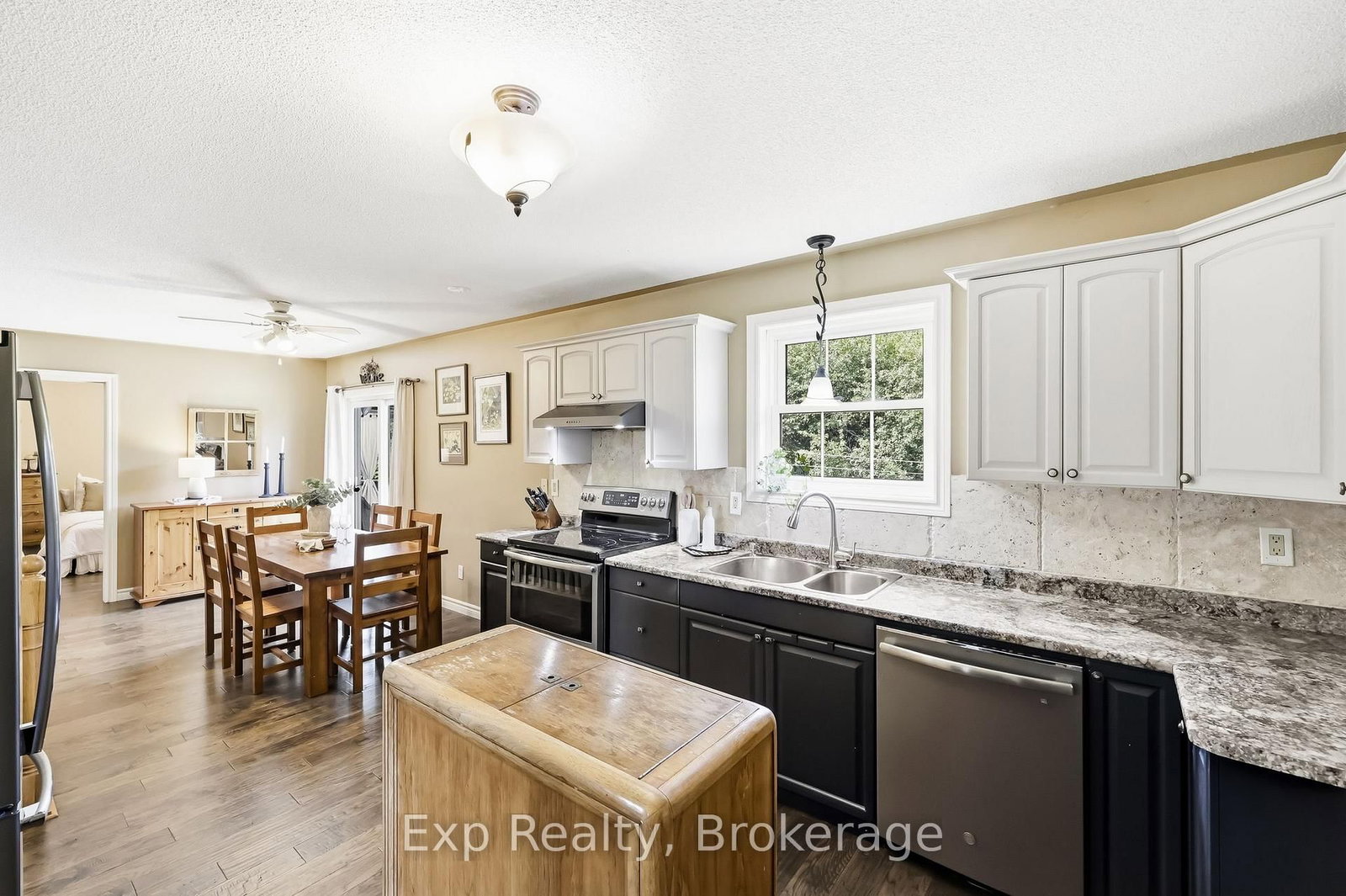 7402 Byers Road • Hamilton Township, ON photo 14