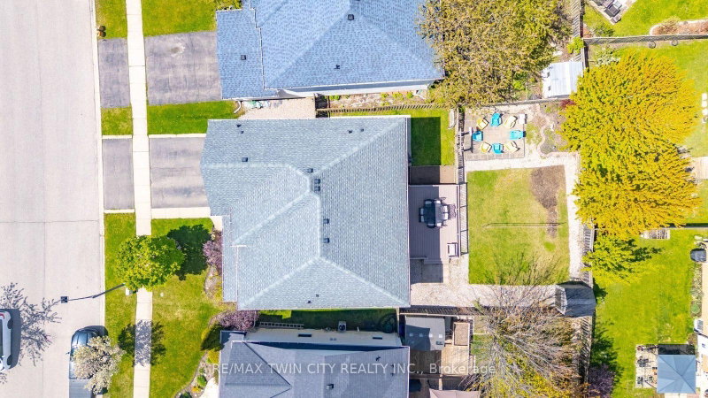 #Upper - 20 Webb Avenue