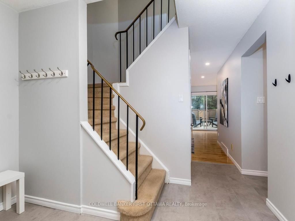 75 Sundback Lane • Kanata, ON photo 18