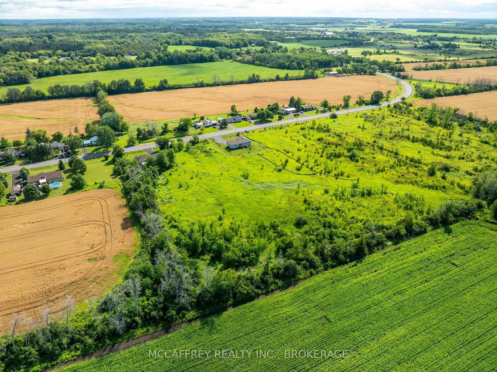 00 County Rd 8 • Napanee, ON photo 25