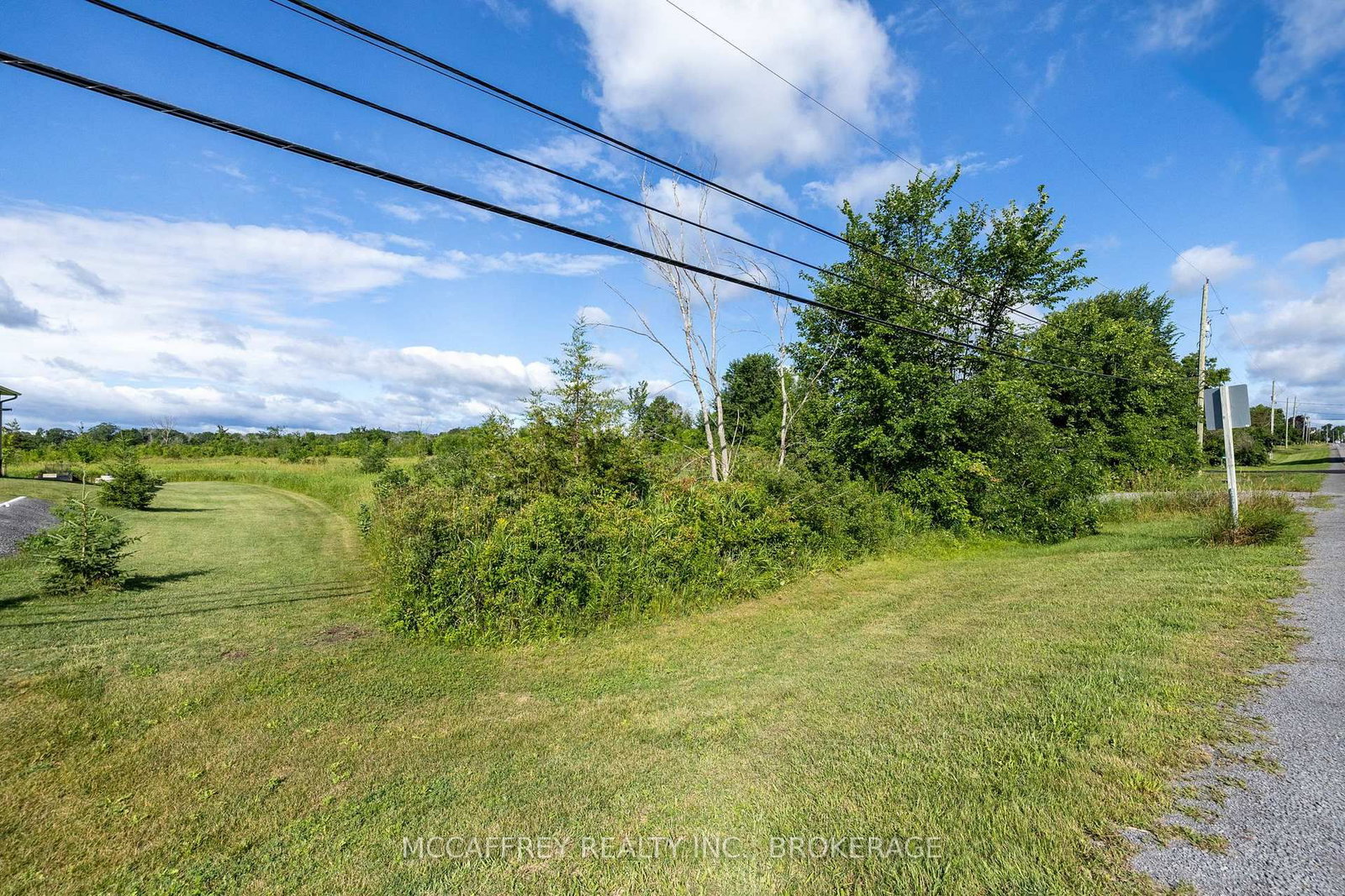 00 County Rd 8 • Napanee, ON photo 3