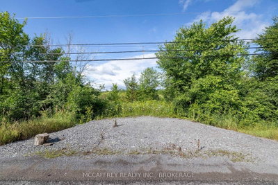 00 County Rd 8 • Napanee, ON photo 4