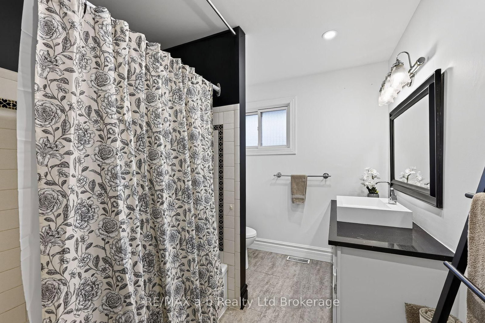 11 Princess Park Road • Ingersoll, ON photo 29