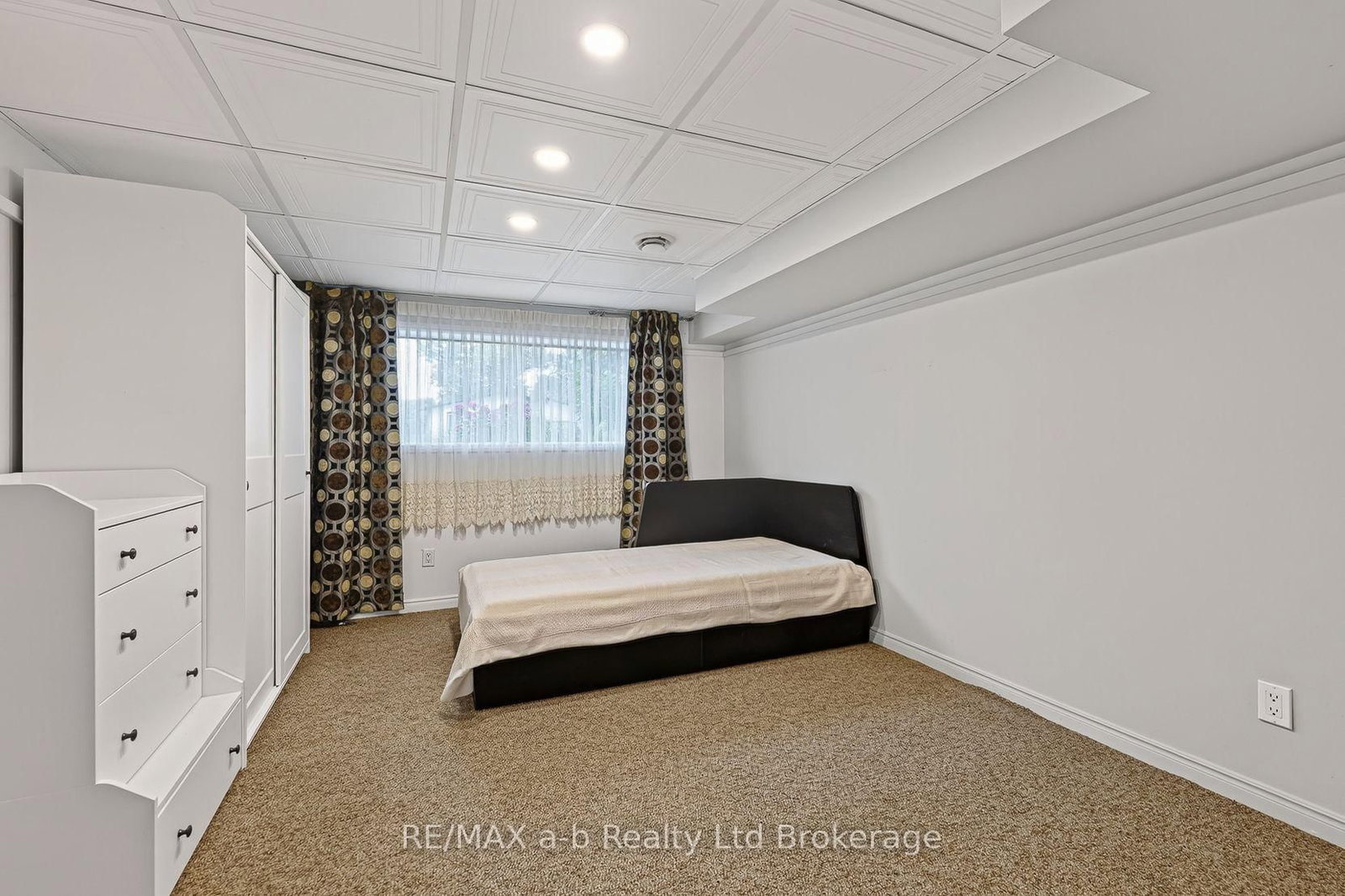 11 Princess Park Road • Ingersoll, ON photo 36