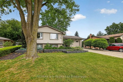 11 Princess Park Road • Ingersoll, ON photo 4