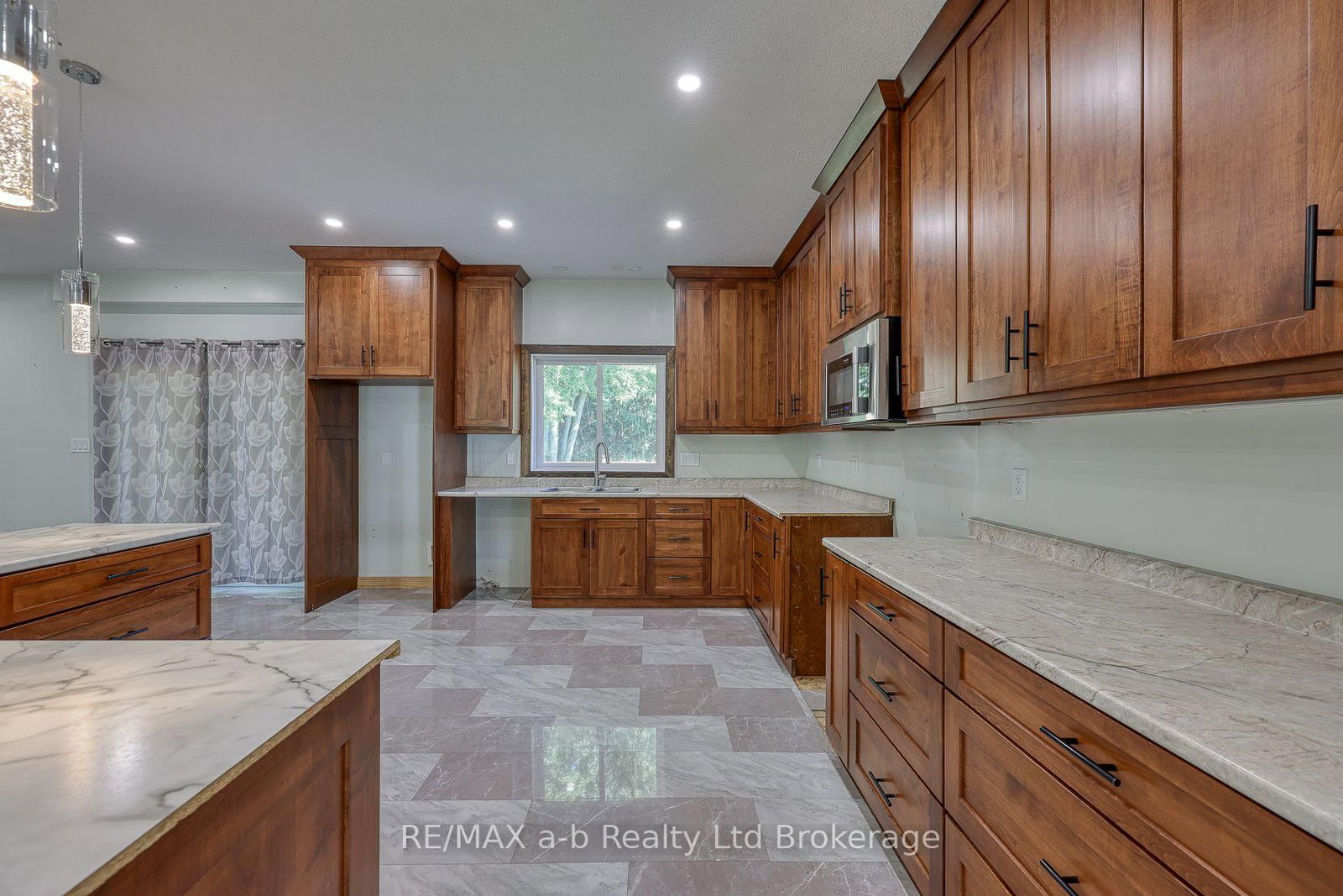 287 24 Highway W Road • Norfolk, ON photo 18