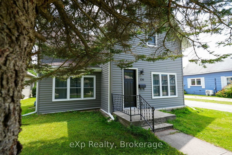136 Breadalbane Street S