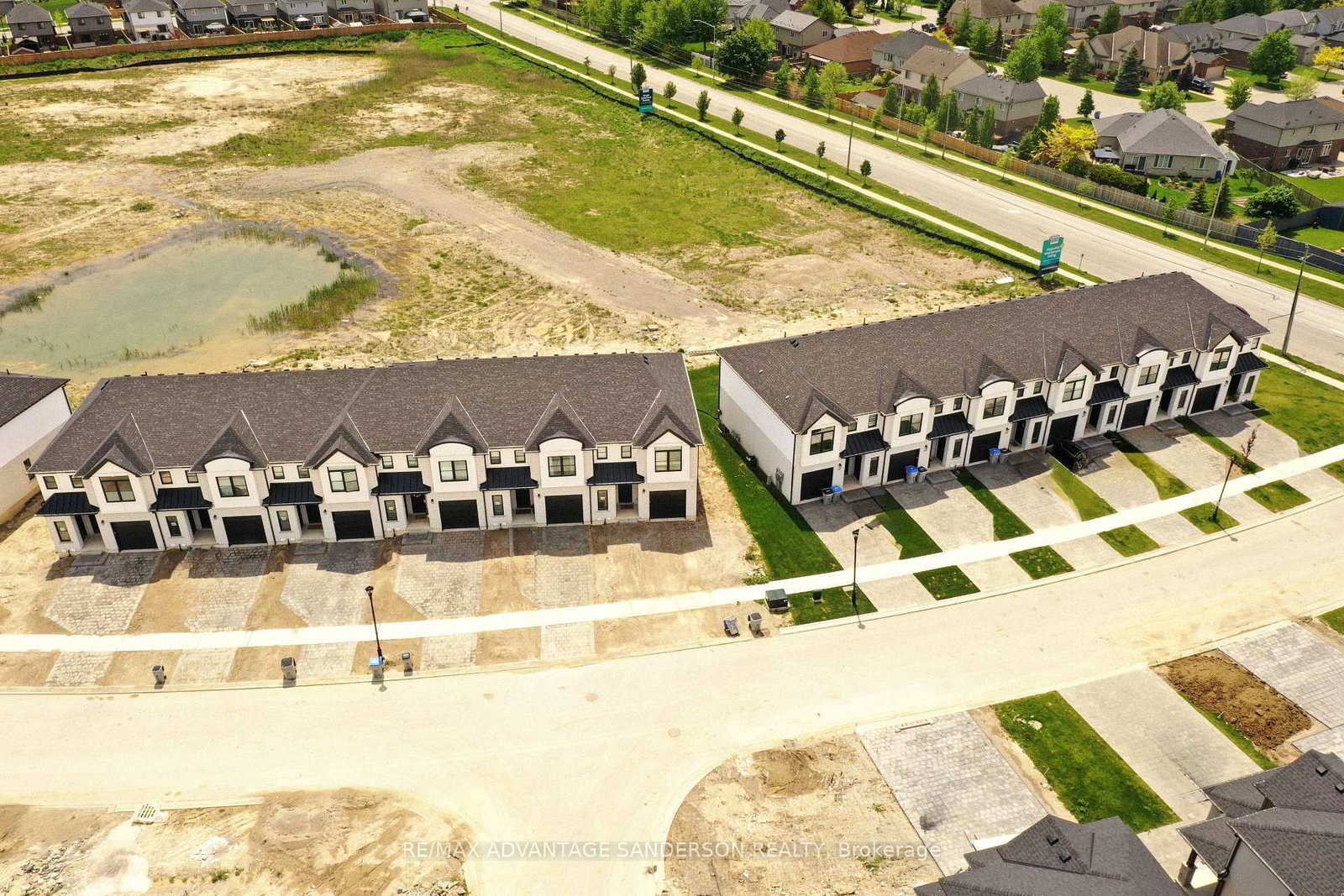 165 Bowman Drive • Middlesex Centre, ON photo 9