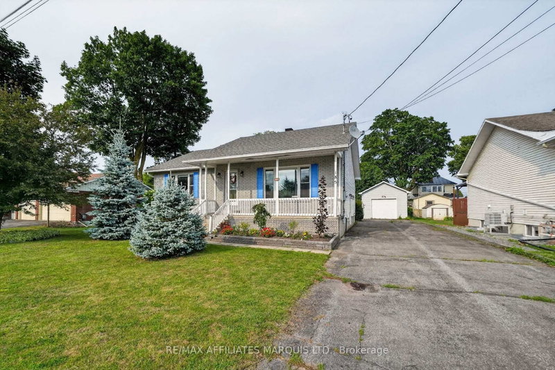 185 Dominion Street N