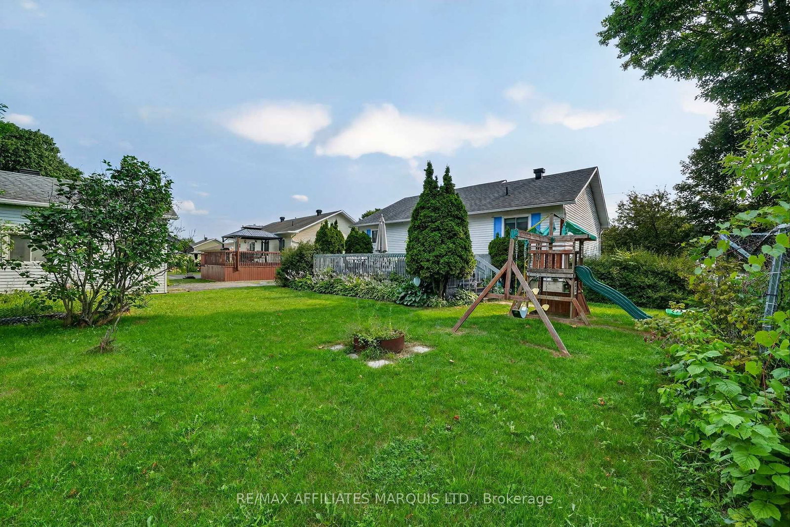 185 Dominion Street N • North Glengarry, ON photo 36