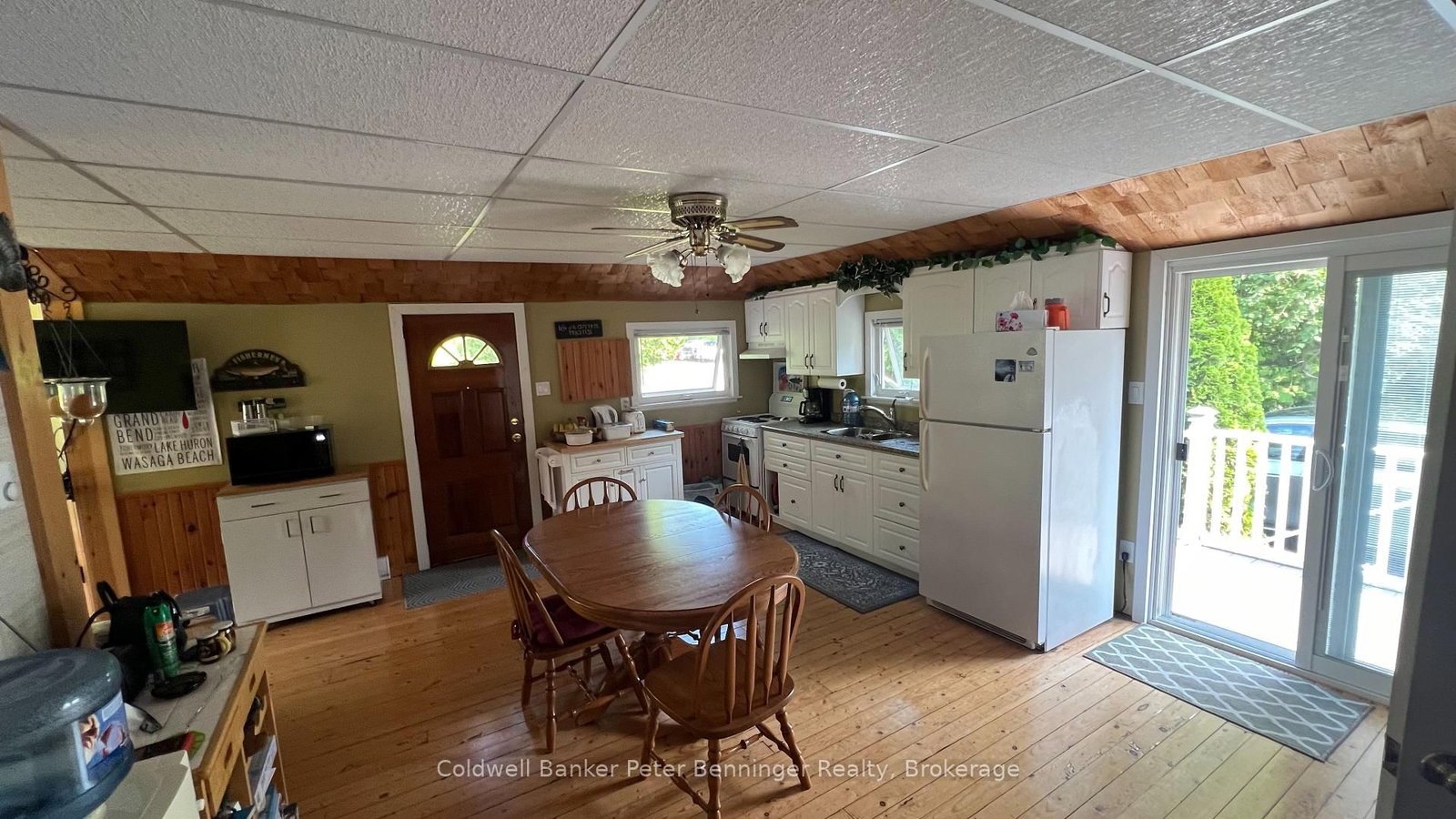 Listing Image 6