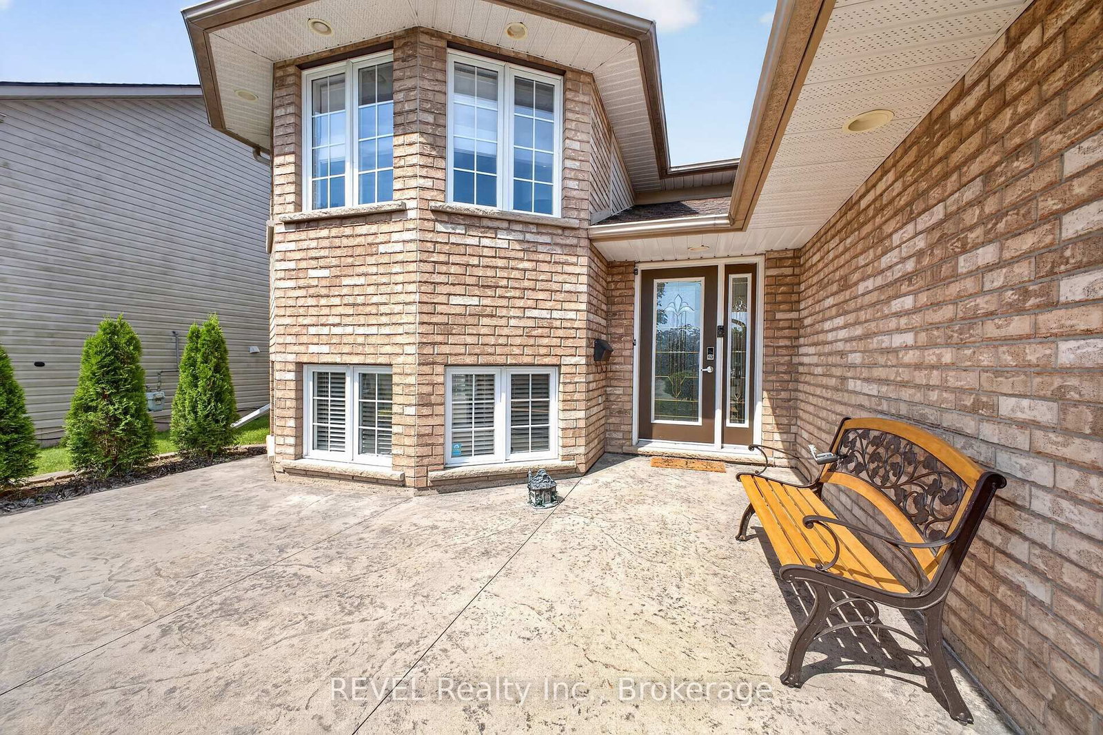 Listing photo 4