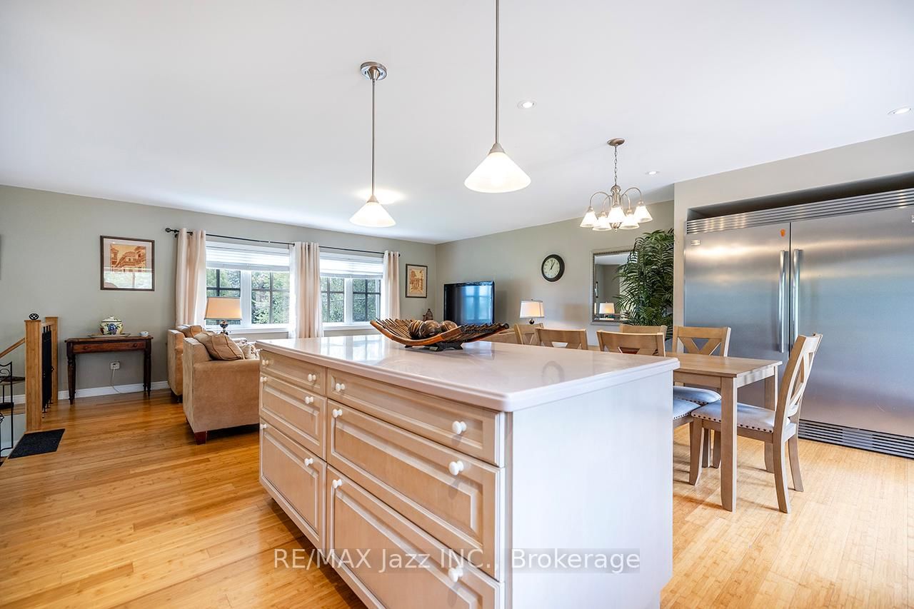 23 Bayview Drive • Napanee, ON photo 16