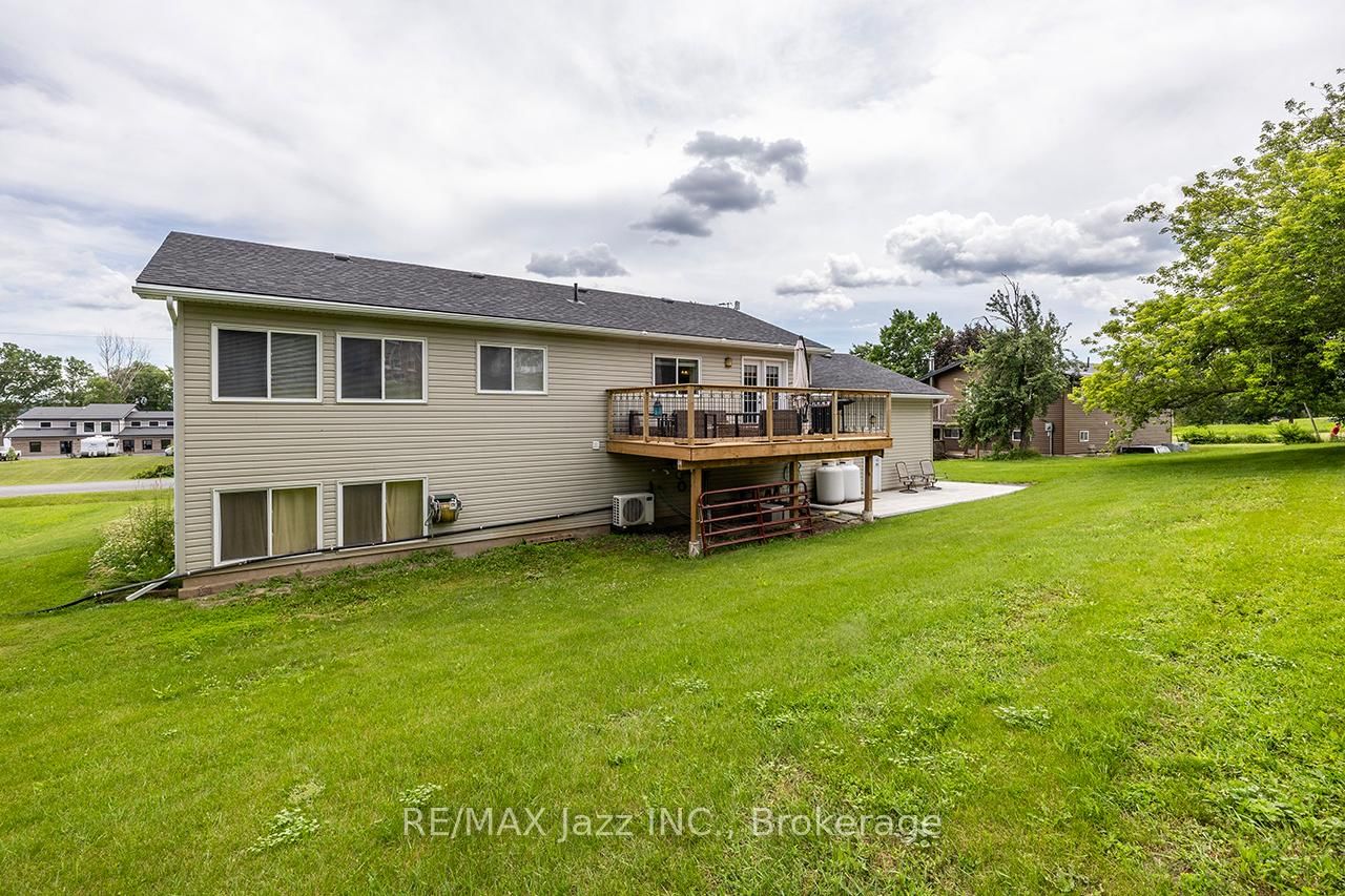 Listing Image 43