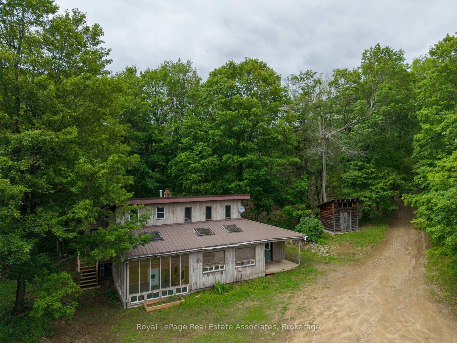 Listing Image 22