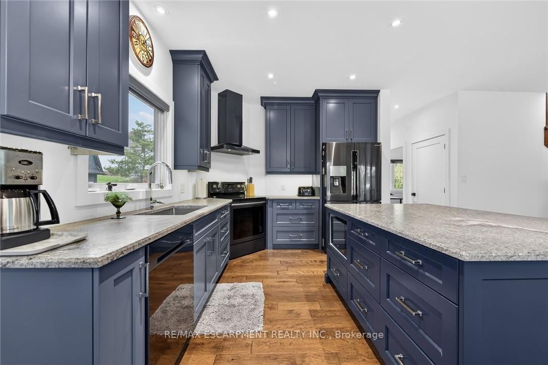 1300 River Road • Haldimand, ON photo 12
