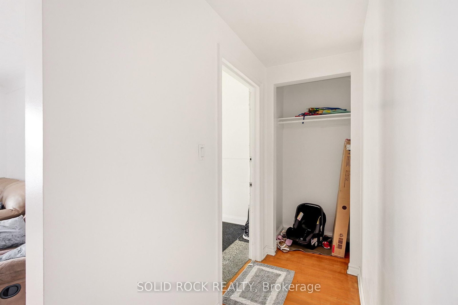 289 Mcarthur Avenue • Ottawa, ON photo 10