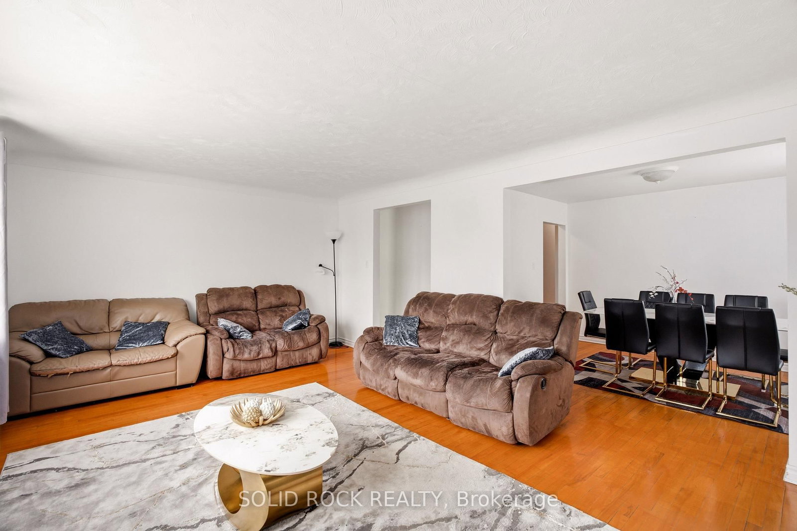 289 Mcarthur Avenue • Ottawa, ON photo 12