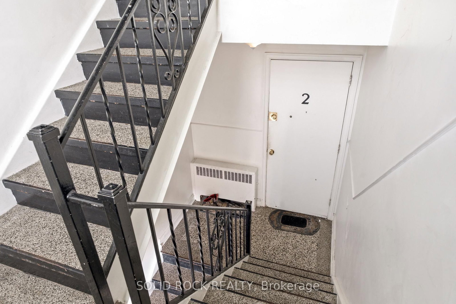 289 Mcarthur Avenue • Ottawa, ON photo 8