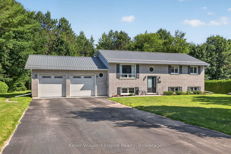 12 Jamie Crescent