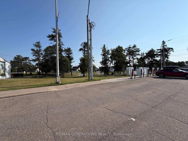 Lots 1-6 Simcoe Plaza