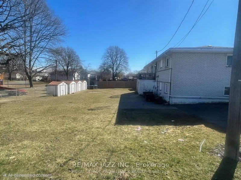 37-43 Leonard Avenue