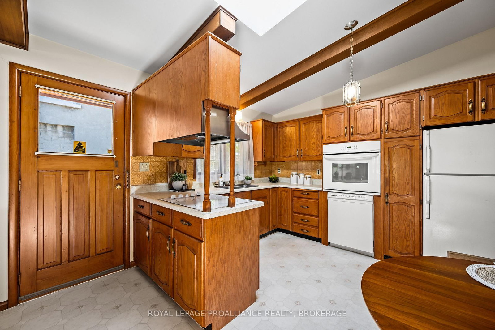 2 Churchill Street • Kingston, ON photo 20