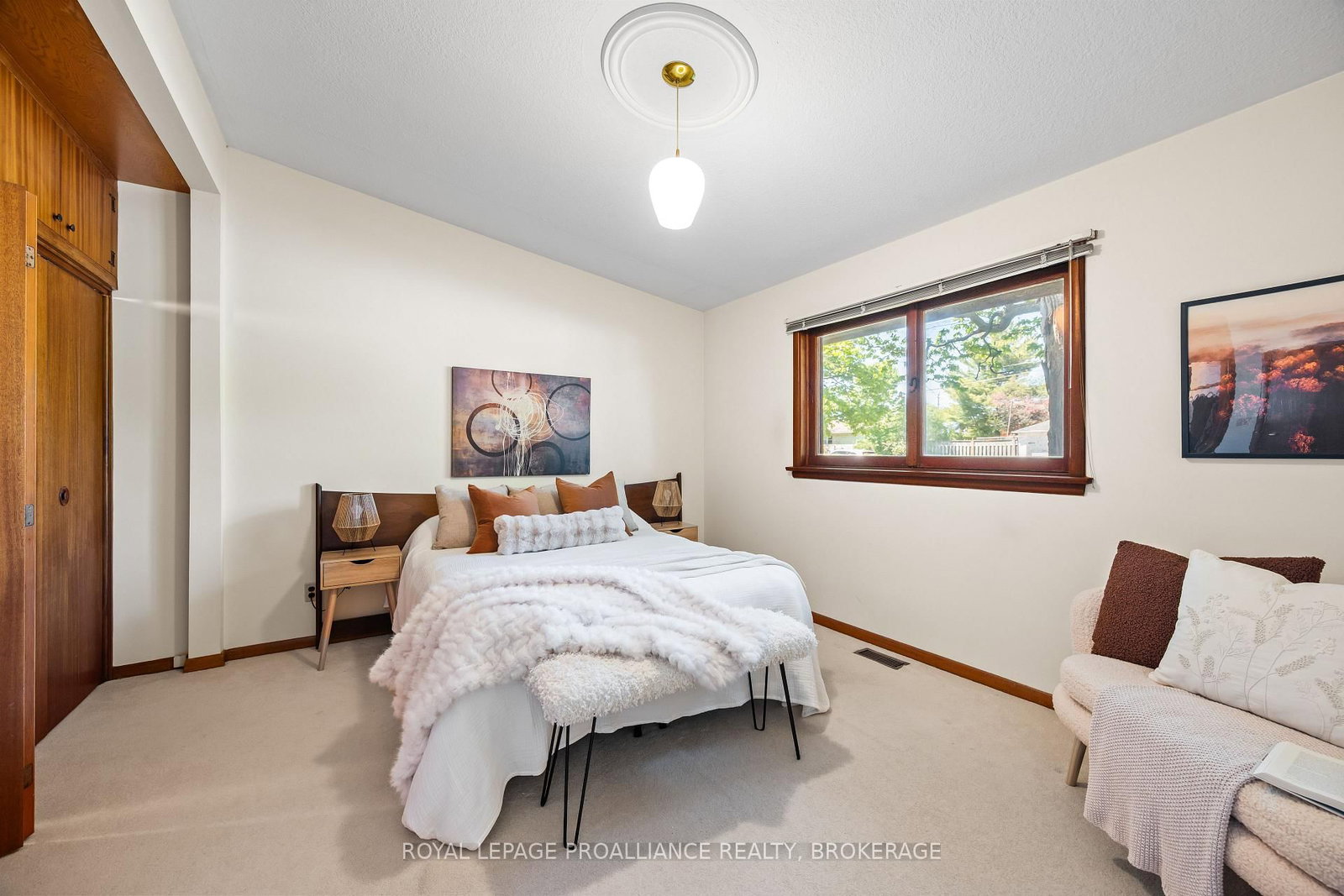 2 Churchill Street • Kingston, ON photo 27