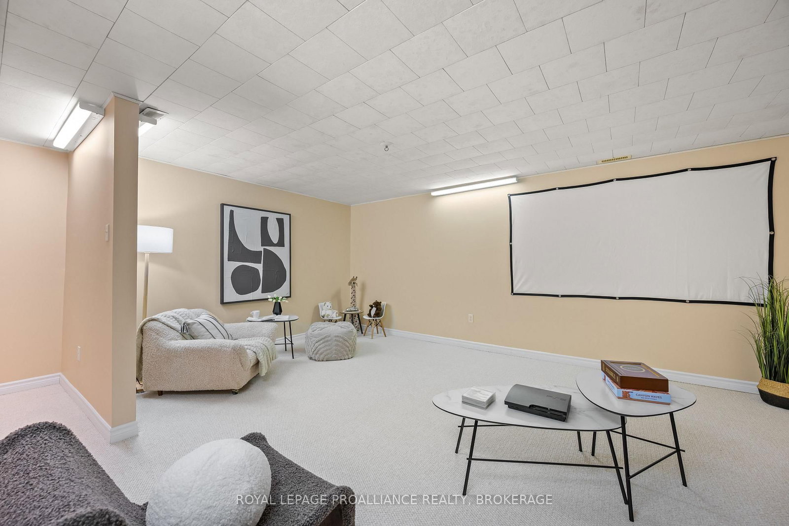 2 Churchill Street • Kingston, ON photo 42
