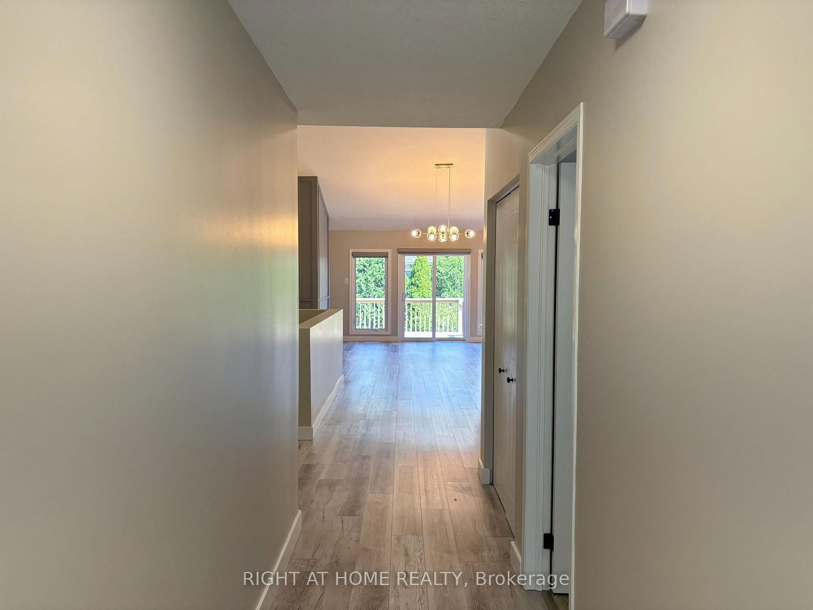45 - 1853 Blackwater Road, London North 3
