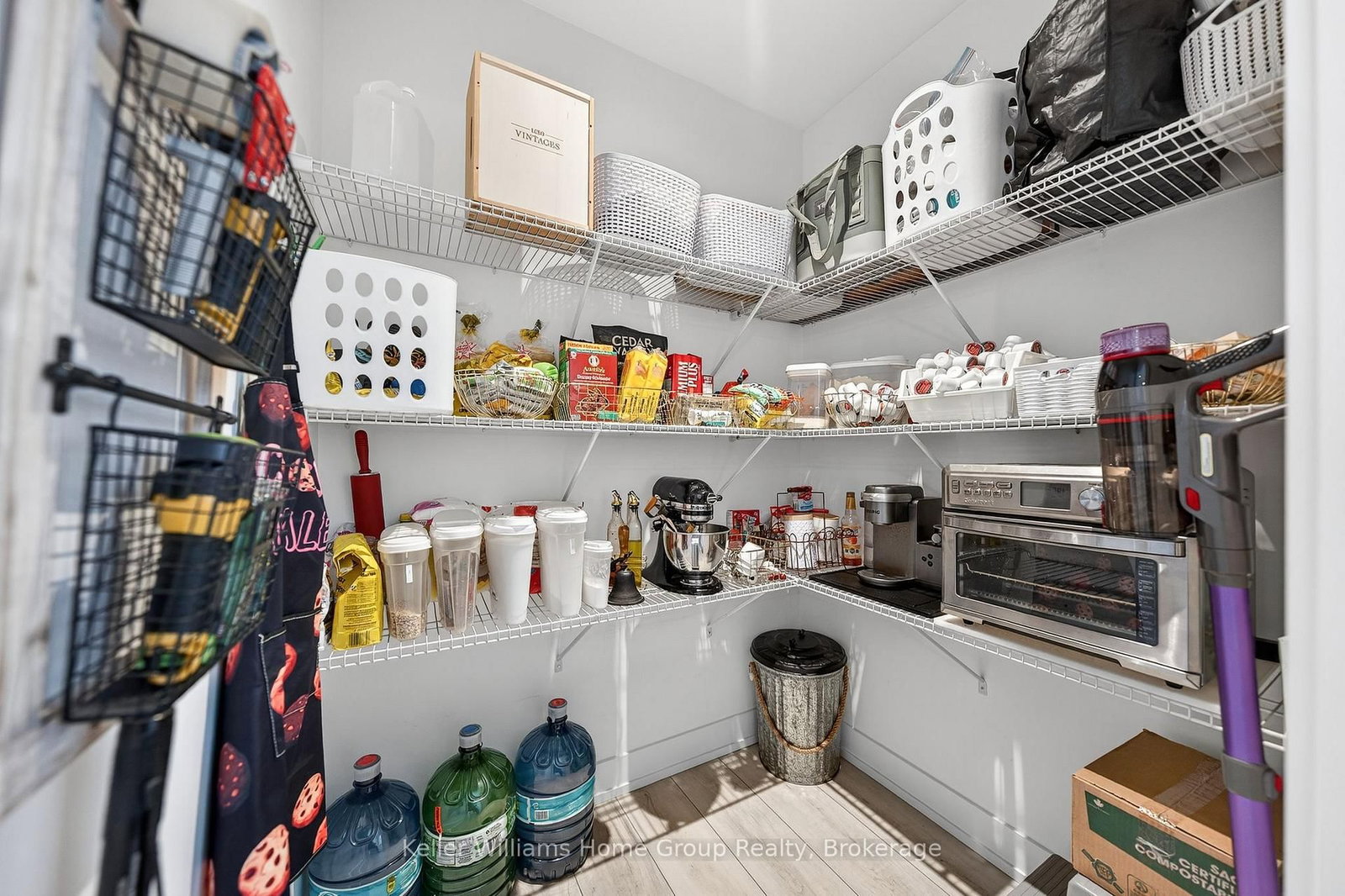 801 WATSON Road S • Puslinch, ON photo 30