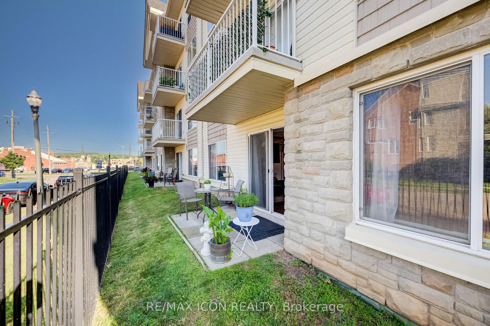 8 Harris Street • #118 • Cambridge, ON photo 27