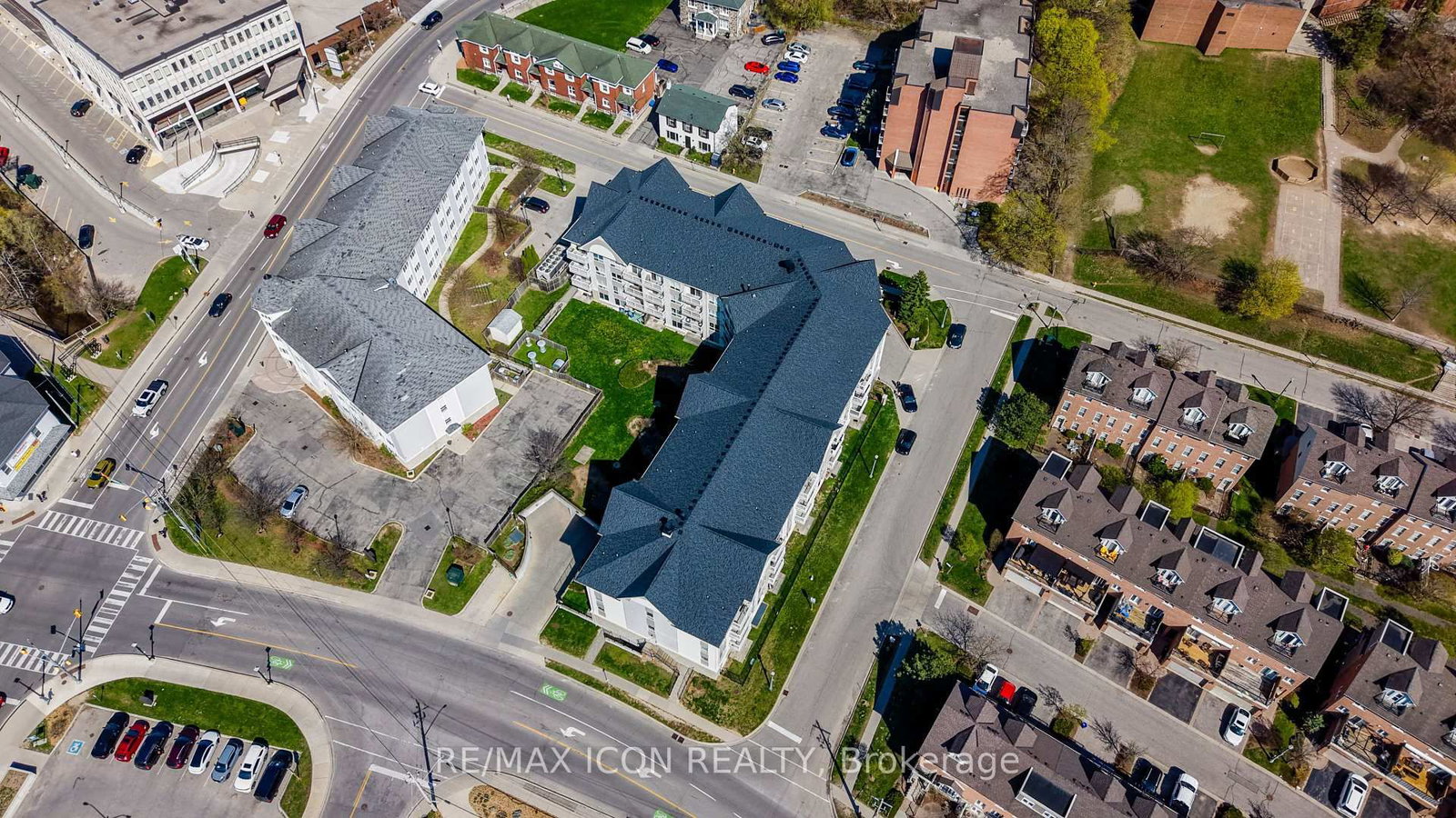 8 Harris Street • #118 • Cambridge, ON photo 33