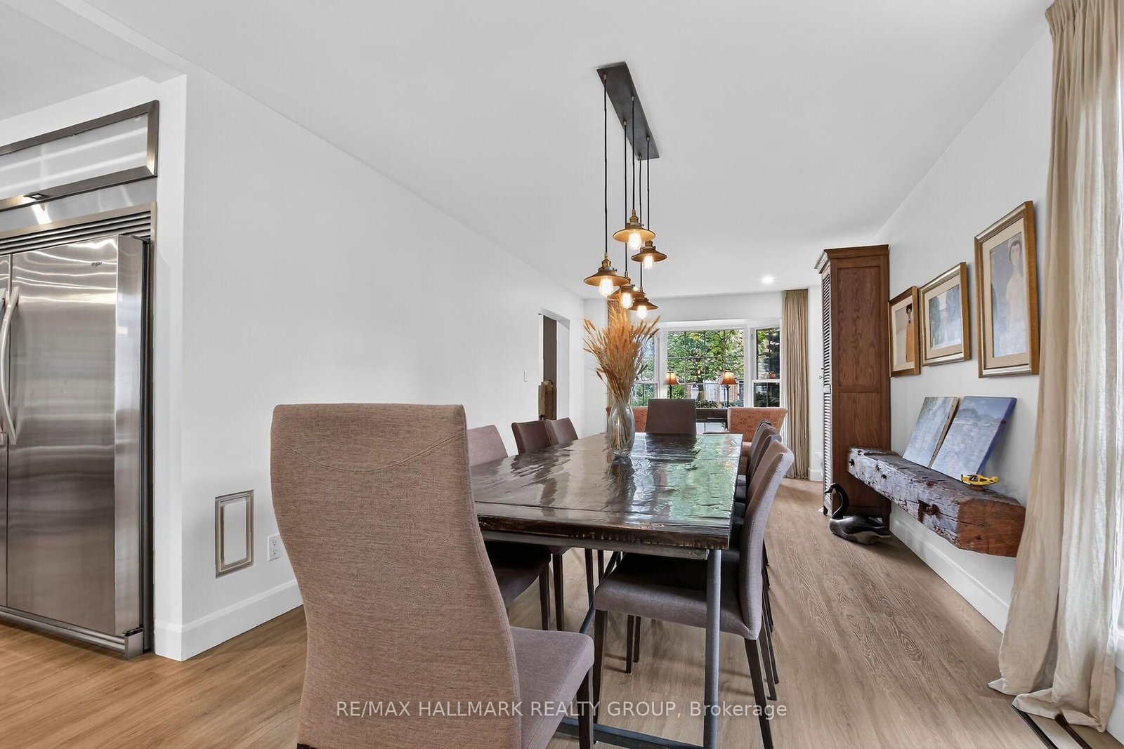 21 Delamere Drive • Stittsville, ON photo 12